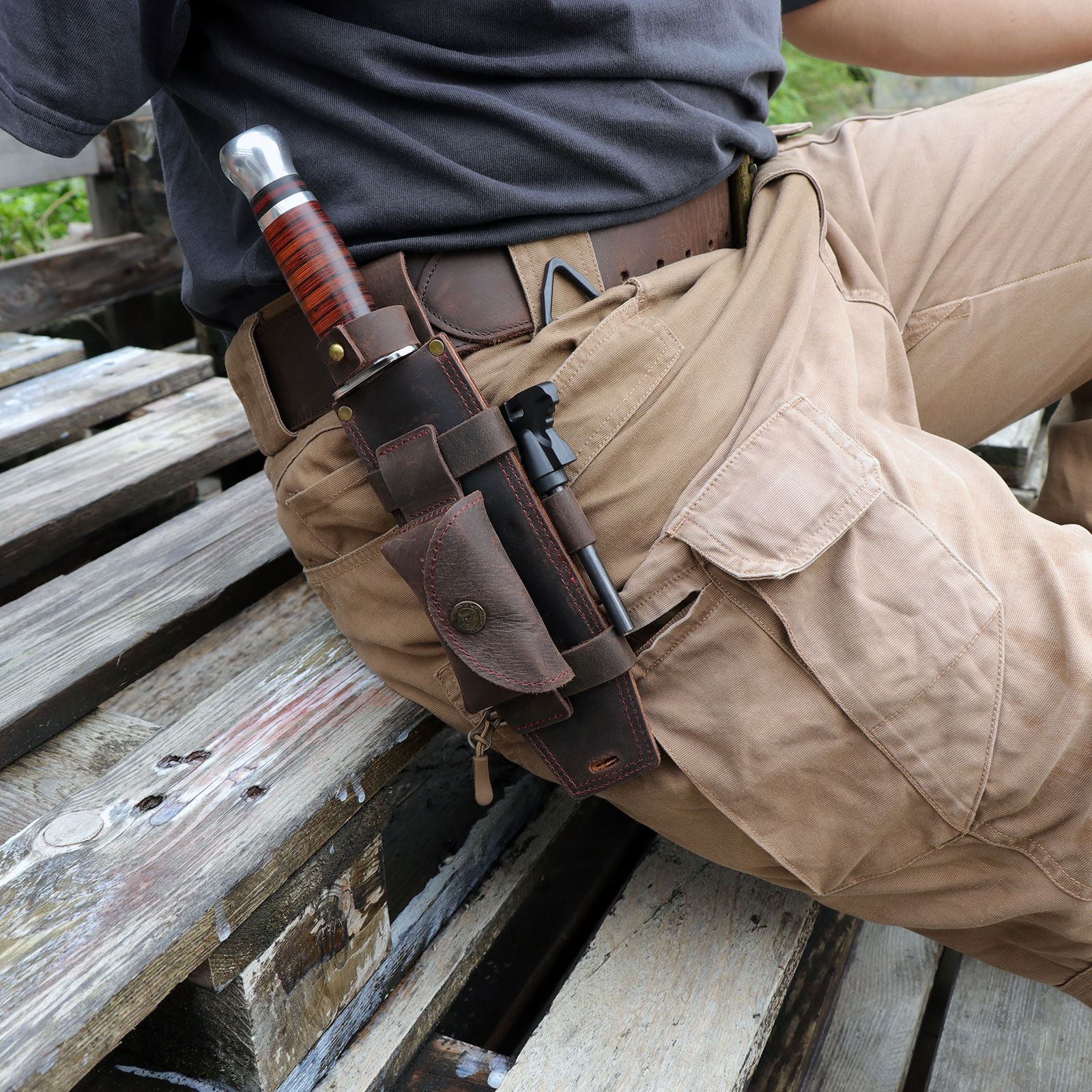 Tourbon Camping Leather thKnif - Bushcraft Knife Fixed recensione e prezzo