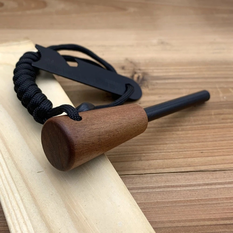 2-in-1 Bushcraft Magnesium Fir - Magnesium Fire Starter recensione e prezzo