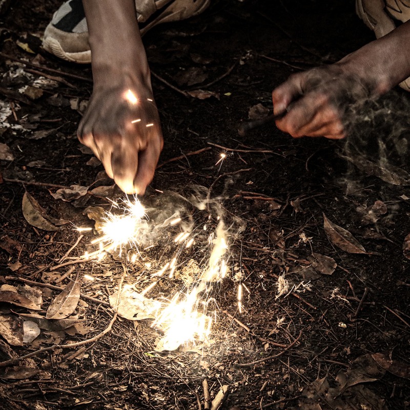 Camping Fire Starter Kit Magne - Magnesium Fire Starter recensione e prezzo
