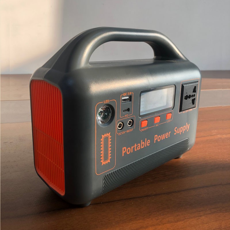 Outdoor Emergency Portable Pow - Solar Emergency Charger recensione e prezzo